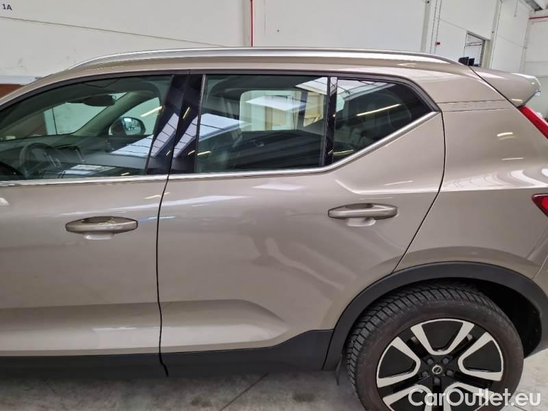 Volvo  XC 40 VOLVO XC40 / 2017 / 5P / SUV T5 PLUG-IN HYBRID AUTO RECHARGE INSCR. #55