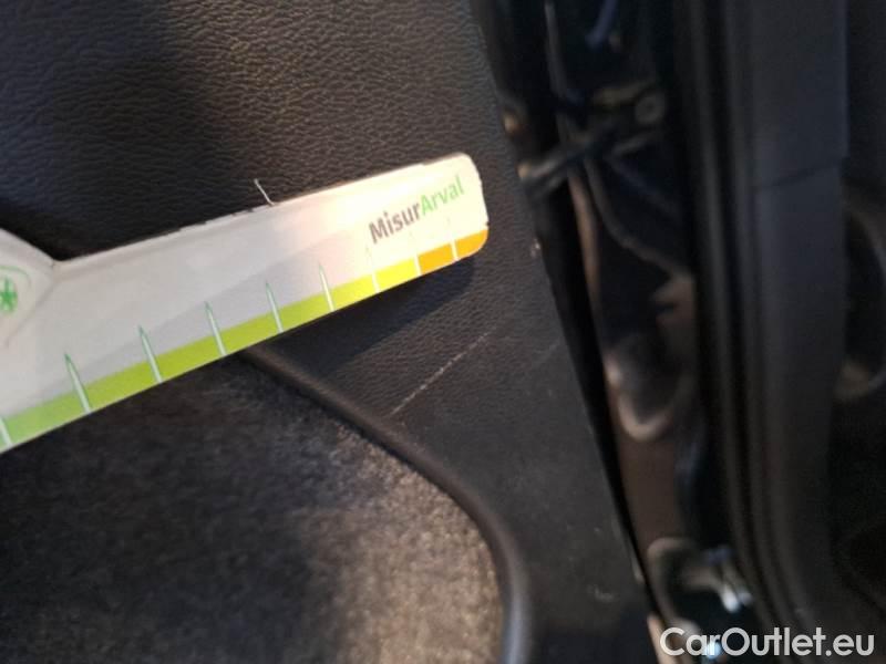 Volvo  XC 40 VOLVO XC40 / 2021 / 5P / SUV T4 RECHARGE PLUG-IN AUTO CORE #84