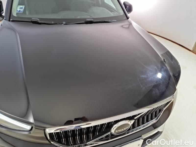 Volvo  XC 40 VOLVO XC40 / 2021 / 5P / SUV T4 RECHARGE PLUG-IN AUTO ESSENTIAL #33