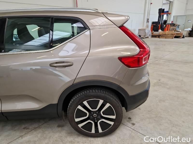 Volvo  XC 40 VOLVO XC40 / 2017 / 5P / SUV T5 PLUG-IN HYBRID AUTO RECHARGE INSCR. #53