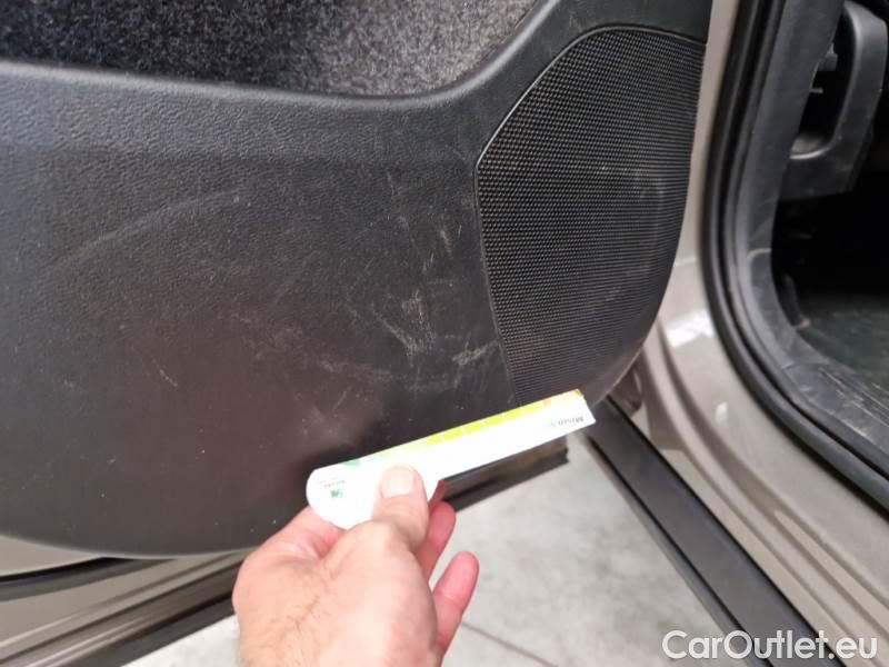 Volvo  XC 40 VOLVO XC40 / 2017 / 5P / SUV T5 PLUG-IN HYBRID AUTO RECHARGE INSCR. #99
