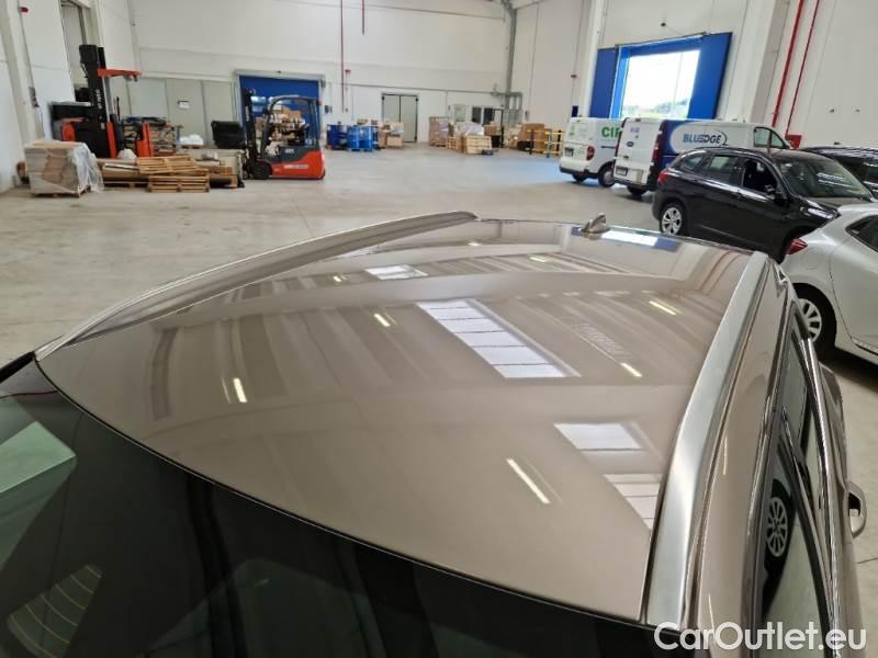 Volvo  XC 40 VOLVO XC40 / 2017 / 5P / SUV T5 PLUG-IN HYBRID AUTO RECHARGE INSCR. #23