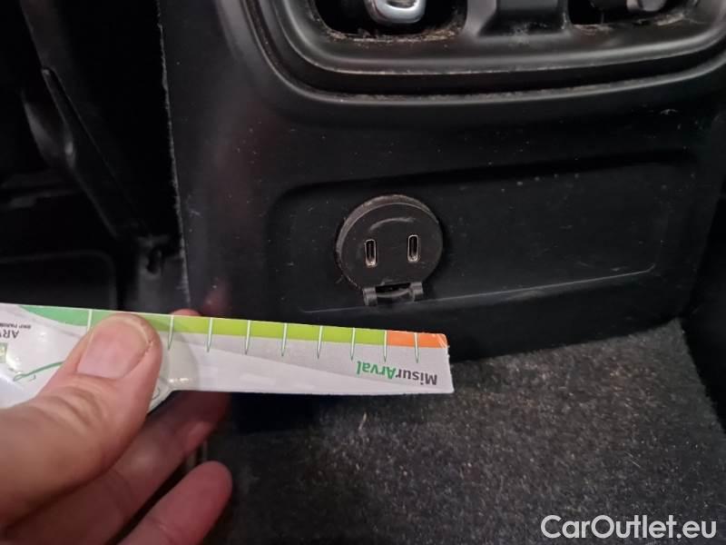 Volvo  XC 40 VOLVO XC40 / 2017 / 5P / SUV T5 PLUG-IN HYBRID AUTO RECHARGE INSCR. #88