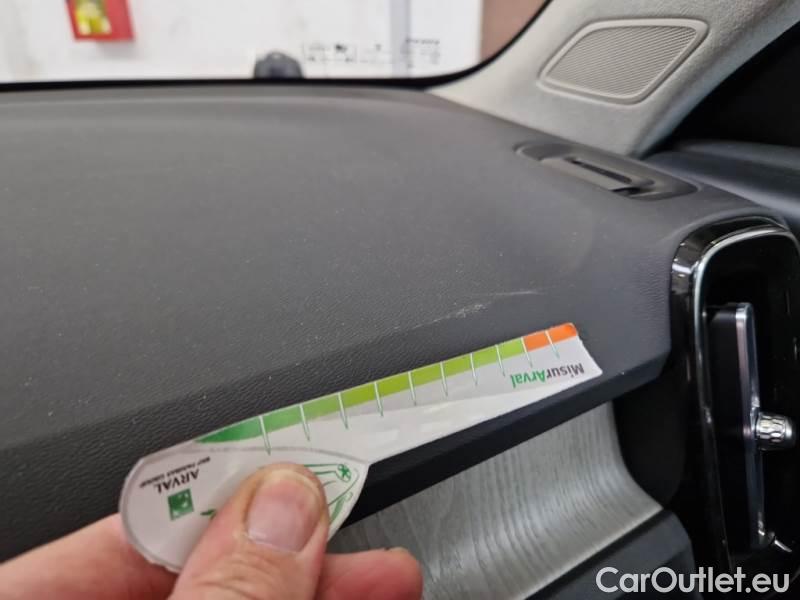 Volvo  XC 40 VOLVO XC40 / 2017 / 5P / SUV T5 PLUG-IN HYBRID AUTO RECHARGE INSCR. #80