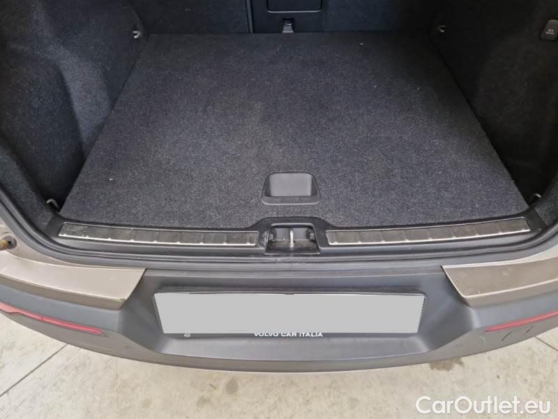 Volvo  XC 40 VOLVO XC40 / 2017 / 5P / SUV T5 PLUG-IN HYBRID AUTO RECHARGE INSCR. #113