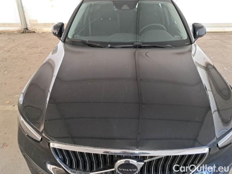 Volvo  XC 40 VOLVO XC40 / 2021 / 5P / SUV T4 RECHARGE PLUG-IN AUTO ESSENTIAL #25