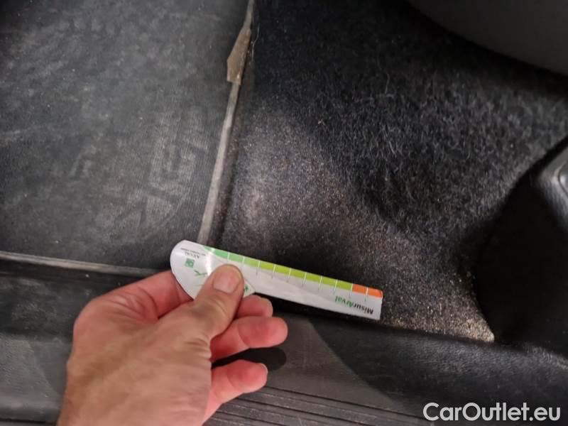 Volvo  XC 40 VOLVO XC40 / 2017 / 5P / SUV T5 PLUG-IN HYBRID AUTO RECHARGE INSCR. #106