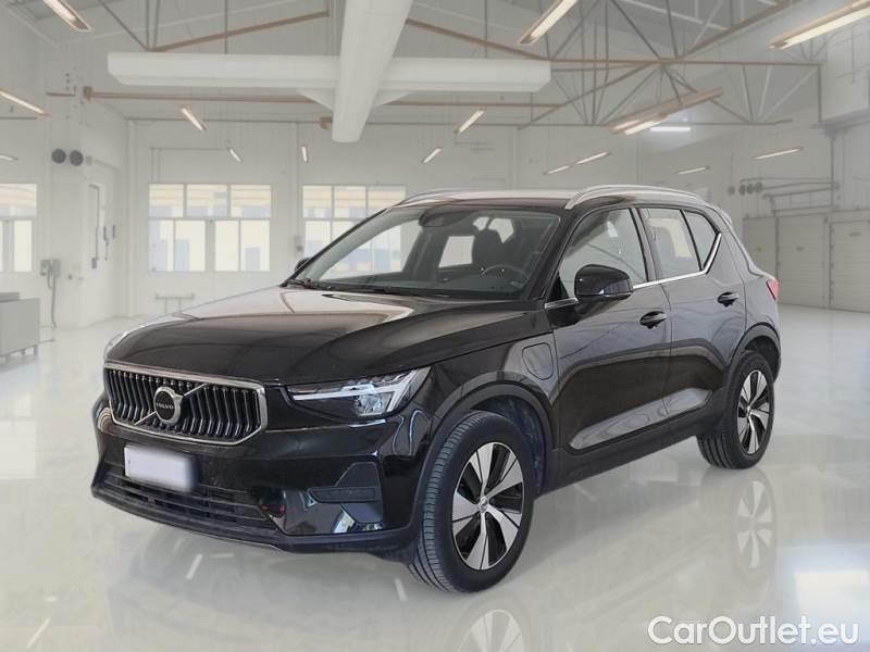 Volvo  XC 40 VOLVO XC40 / 2021 / 5P / SUV T4 RECHARGE PLUG-IN AUTO ESSENTIAL #1