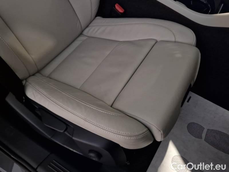 Volvo  XC 40 VOLVO XC40 / 2017 / 5P / SUV T5 PLUG-IN HYBRID AUTO RECHARGE INSCR. #14