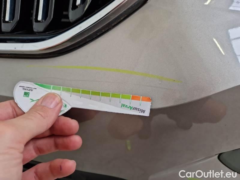 Volvo  XC 40 VOLVO XC40 / 2017 / 5P / SUV T5 PLUG-IN HYBRID AUTO RECHARGE INSCR. #35