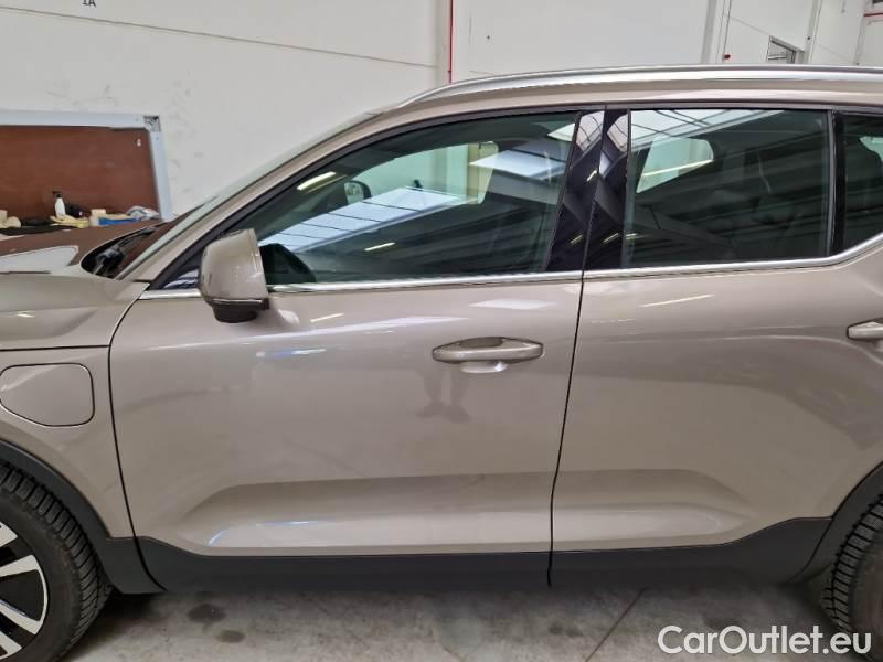 Volvo  XC 40 VOLVO XC40 / 2017 / 5P / SUV T5 PLUG-IN HYBRID AUTO RECHARGE INSCR. #58