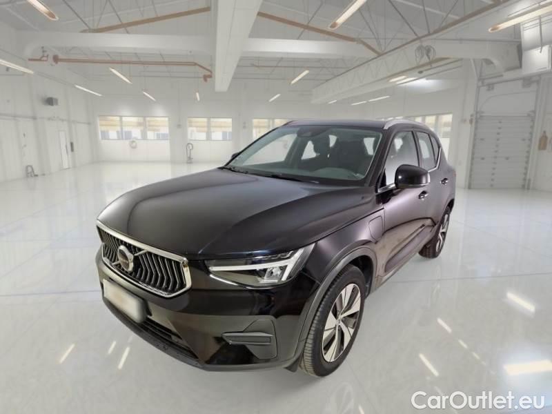 Volvo  XC 40 VOLVO XC40 / 2021 / 5P / SUV T4 RECHARGE PLUG-IN AUTO ESSENTIAL #1