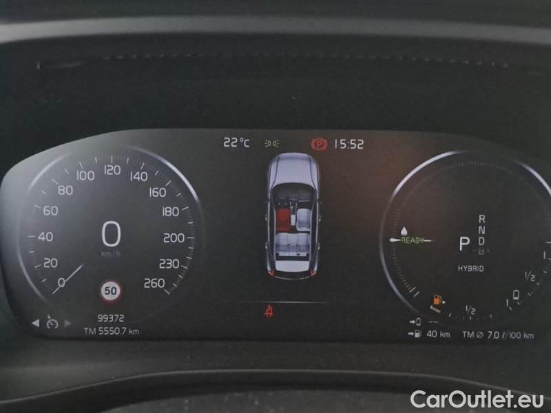 Volvo  XC 40 VOLVO XC40 / 2021 / 5P / SUV T4 RECHARGE PLUG-IN AUTO ESSENTIAL #4