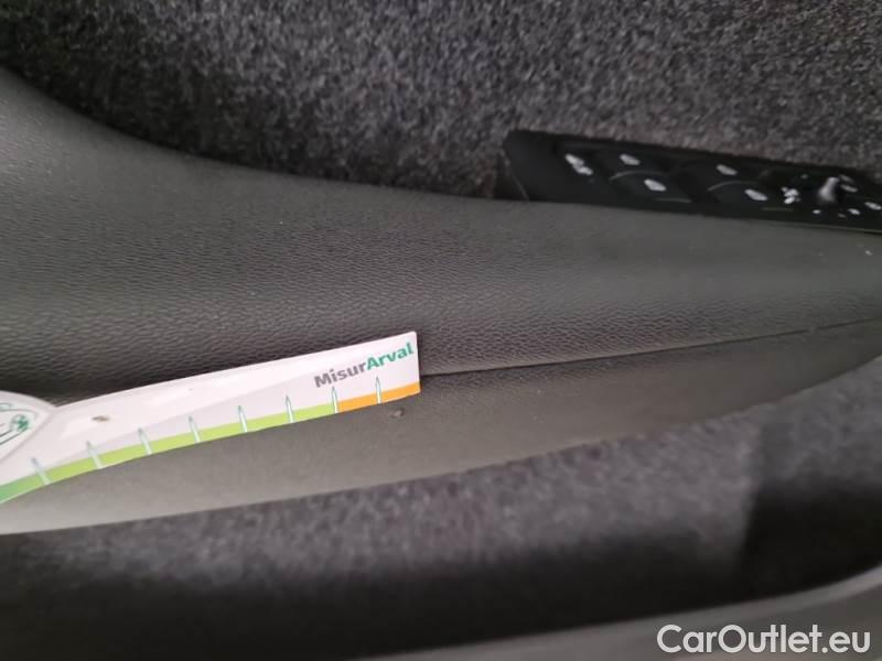 Volvo  XC 40 VOLVO XC40 / 2021 / 5P / SUV T4 RECHARGE PLUG-IN AUTO ESSENTIAL #98