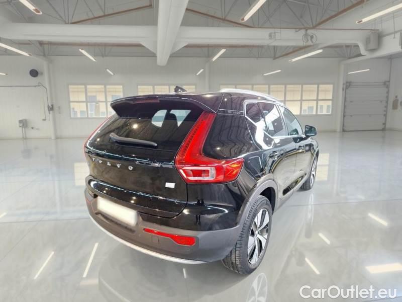Volvo  XC 40 VOLVO XC40 / 2021 / 5P / SUV T4 RECHARGE PLUG-IN AUTO CORE #2