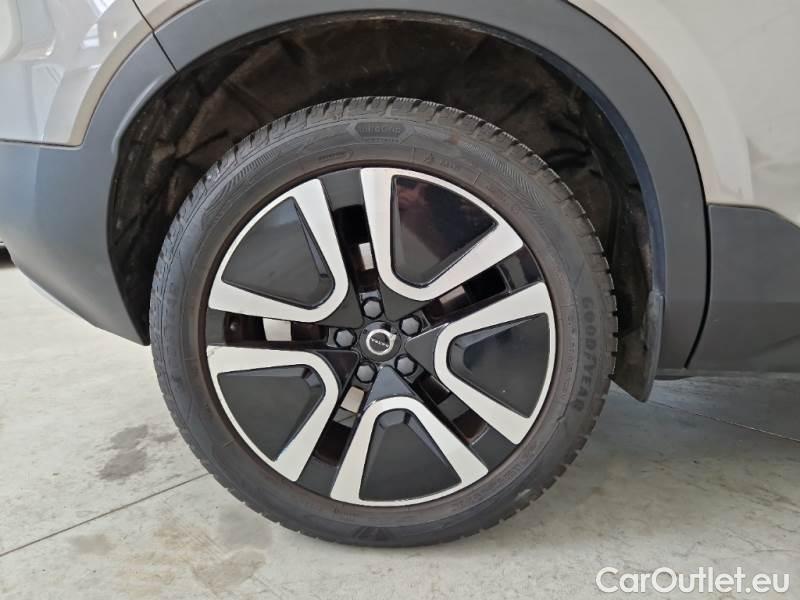 Volvo  XC 40 VOLVO XC40 / 2017 / 5P / SUV T5 PLUG-IN HYBRID AUTO RECHARGE INSCR. #18