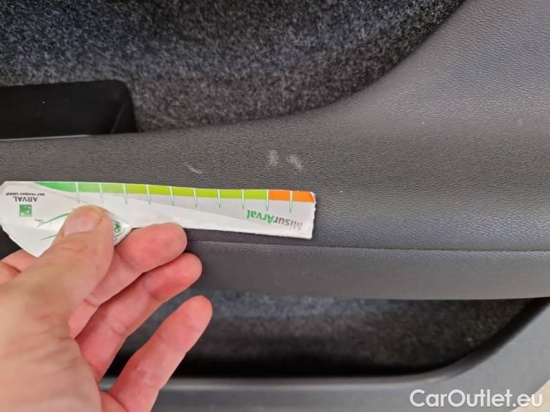Volvo  XC 40 VOLVO XC40 / 2017 / 5P / SUV T5 PLUG-IN HYBRID AUTO RECHARGE INSCR. #126
