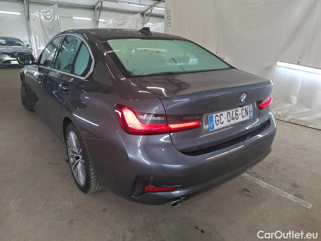 Bmw  Serie 3 BMW Série 3 Berline / 2018 / 4P / Berline 316d 122ch Business Design BVA8 #2