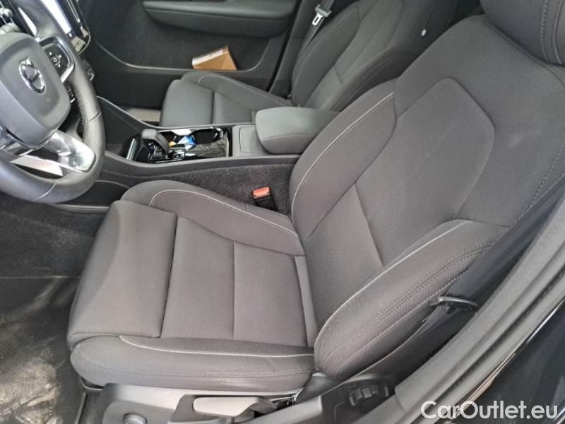 Volvo  XC 40 VOLVO XC40 / 2021 / 5P / SUV RECHARGE CORE #30