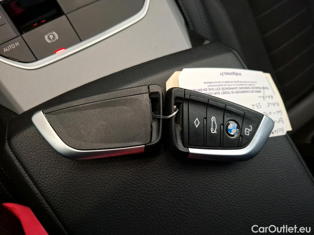 Bmw  Serie 3 BMW Série 3 Berline / 2018 / 4P / Berline 316d 122ch Business Design BVA8 #12