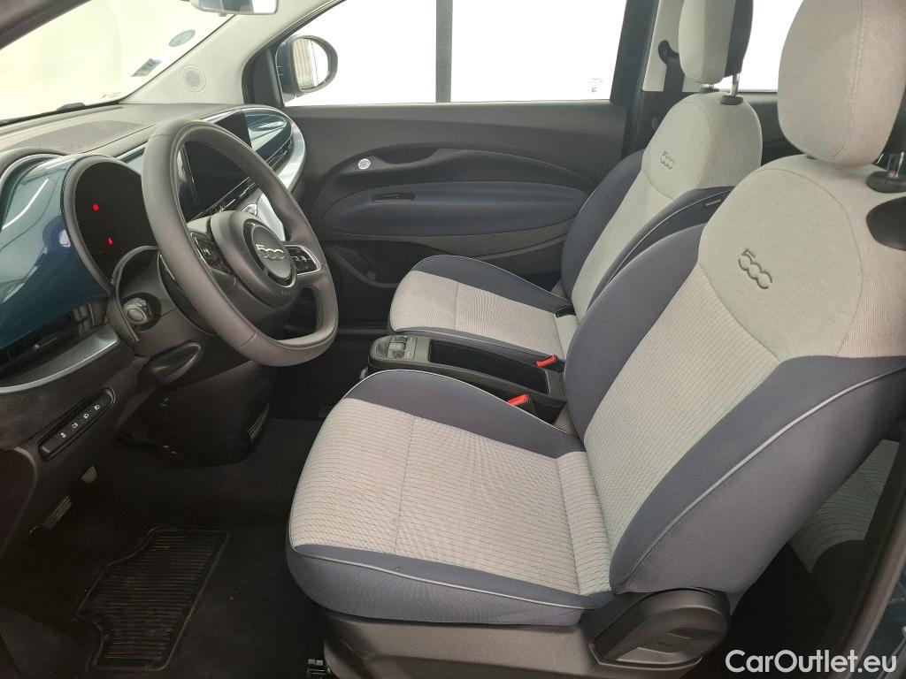 Fiat  500  e Icone 42kWh BVA #9
