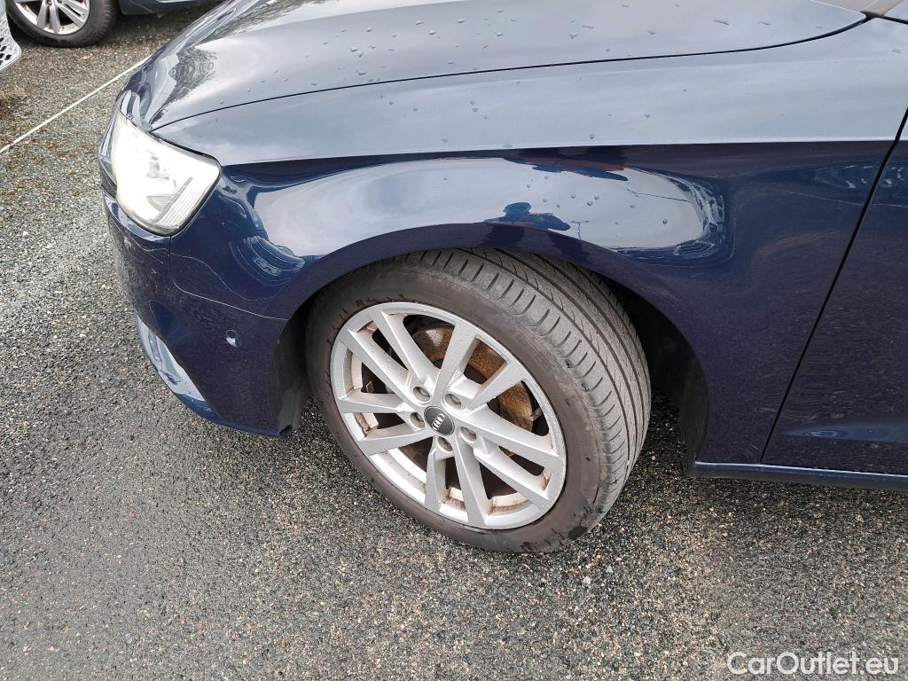Audi  A3 AUDI  Sportback 5p Berline 30 TFSI BUSINESS LINE #17