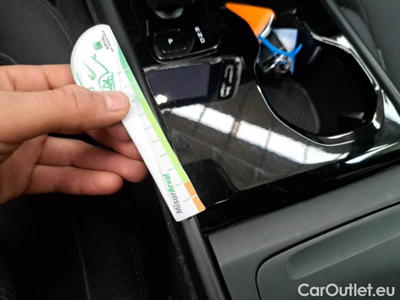 Volvo  XC 40 VOLVO XC40 / 2021 / 5P / SUV RECHARGE CORE #34
