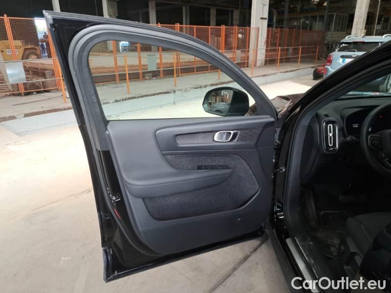 Volvo  XC 40 VOLVO XC40 / 2021 / 5P / SUV RECHARGE CORE #28