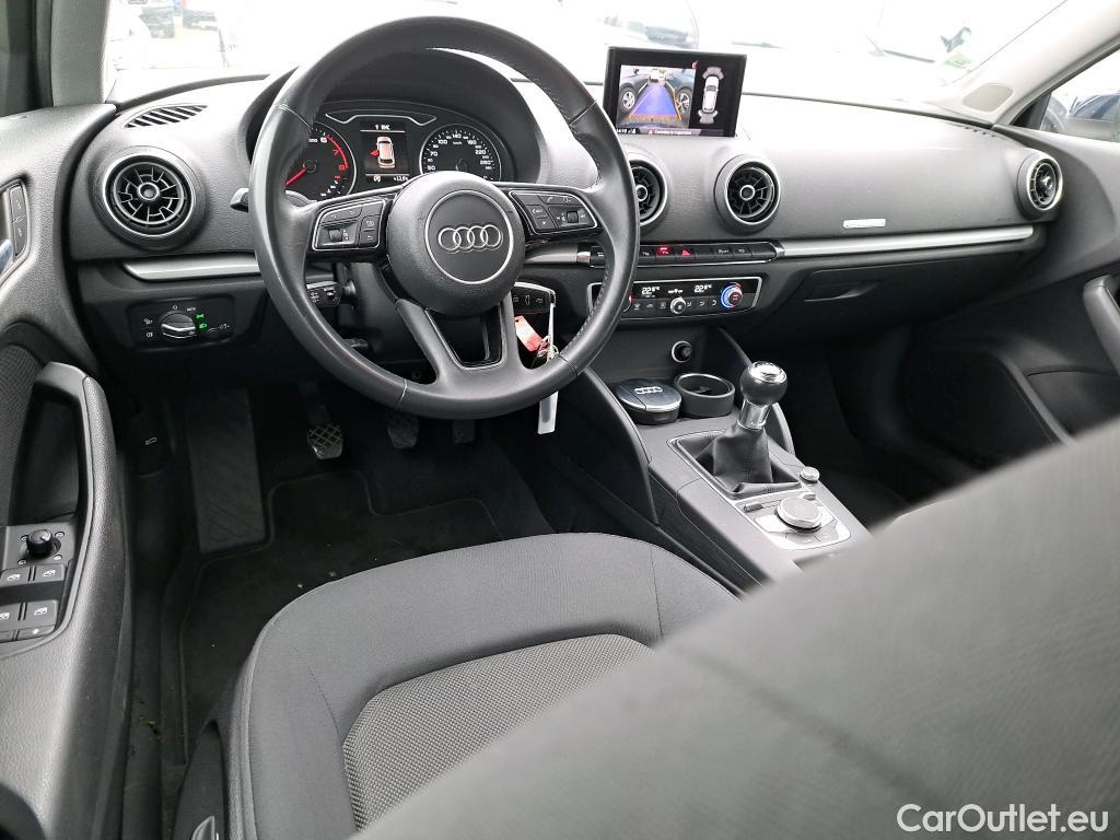 Audi  A3 AUDI  Sportback 5p Berline 30 TFSI BUSINESS LINE #5