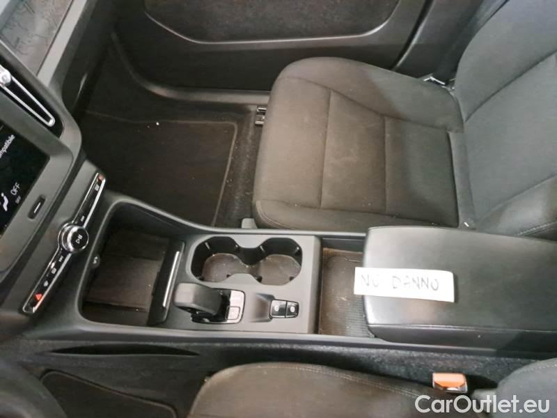 Volvo  XC 40 VOLVO XC40 / 2021 / 5P / SUV T4 RECHARGE PLUG-IN AUTO ESSENTIAL #81
