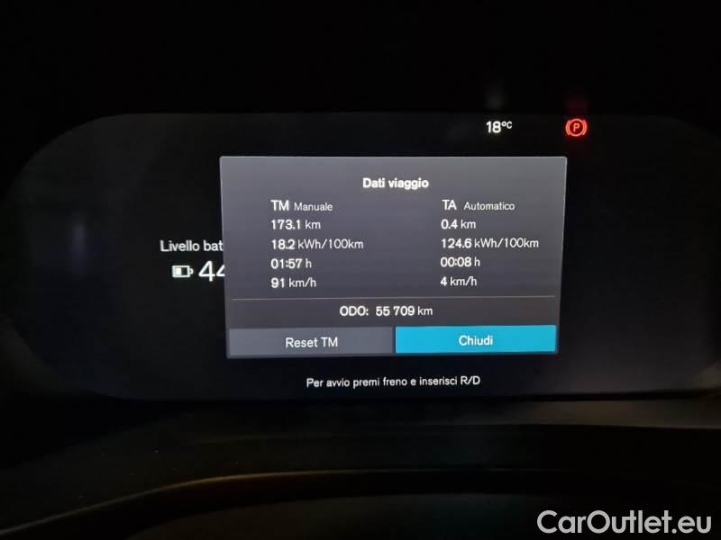 Volvo  XC 40 VOLVO XC40 / 2021 / 5P / SUV RECHARGE CORE #4