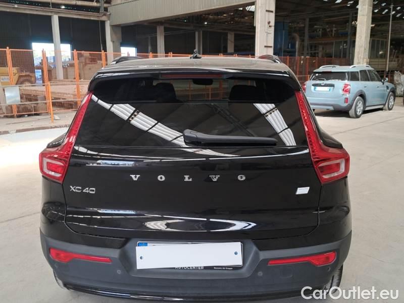 Volvo  XC 40 VOLVO XC40 / 2021 / 5P / SUV RECHARGE CORE #23