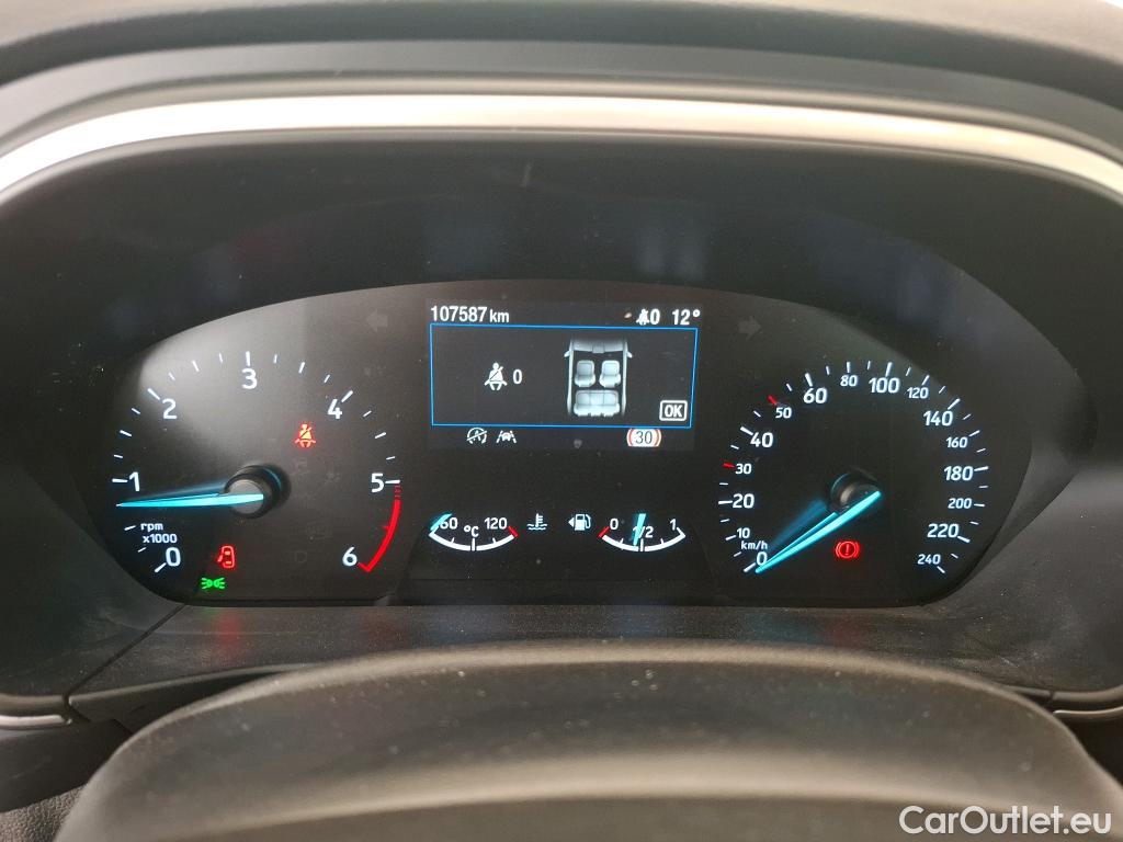 Ford  Focus  SW / 2018 / 5P / Break SW - 1.5 EcoBlue 120 Trend Business #6