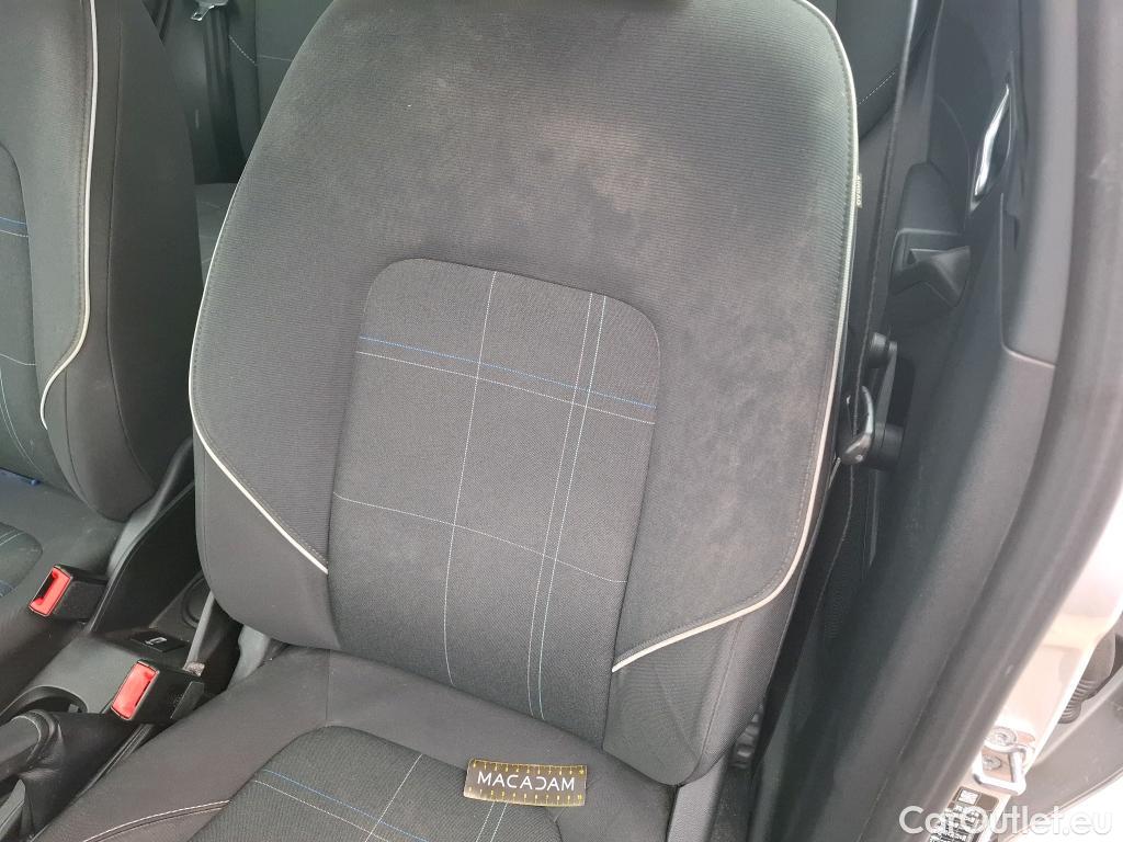 Ford  Fiesta  Business NAV 1.0 EcoBoost 100CV BVM6 E6 #7
