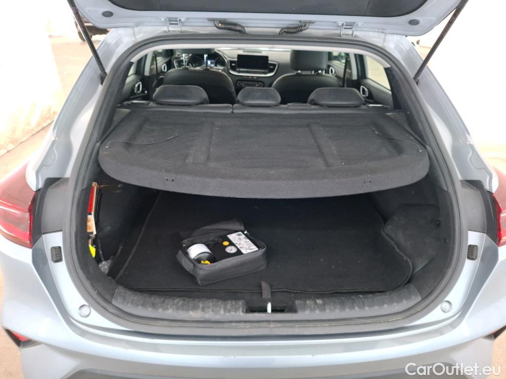 KIA  XCeed  Plug-in Hybrid Active 1.6 140CV BVA6 E6d #10