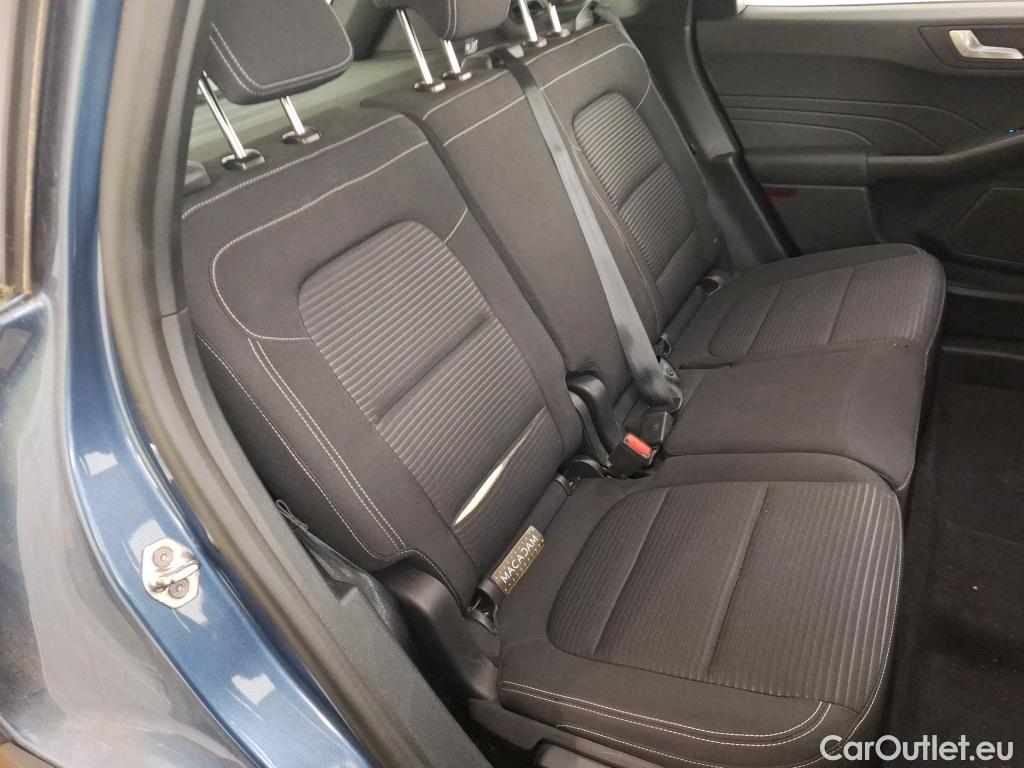 Ford  Kuga FORD  / 2019 / 5P / SUV 2.5 190 hybrid Flexifuel Pshift Titanium #10