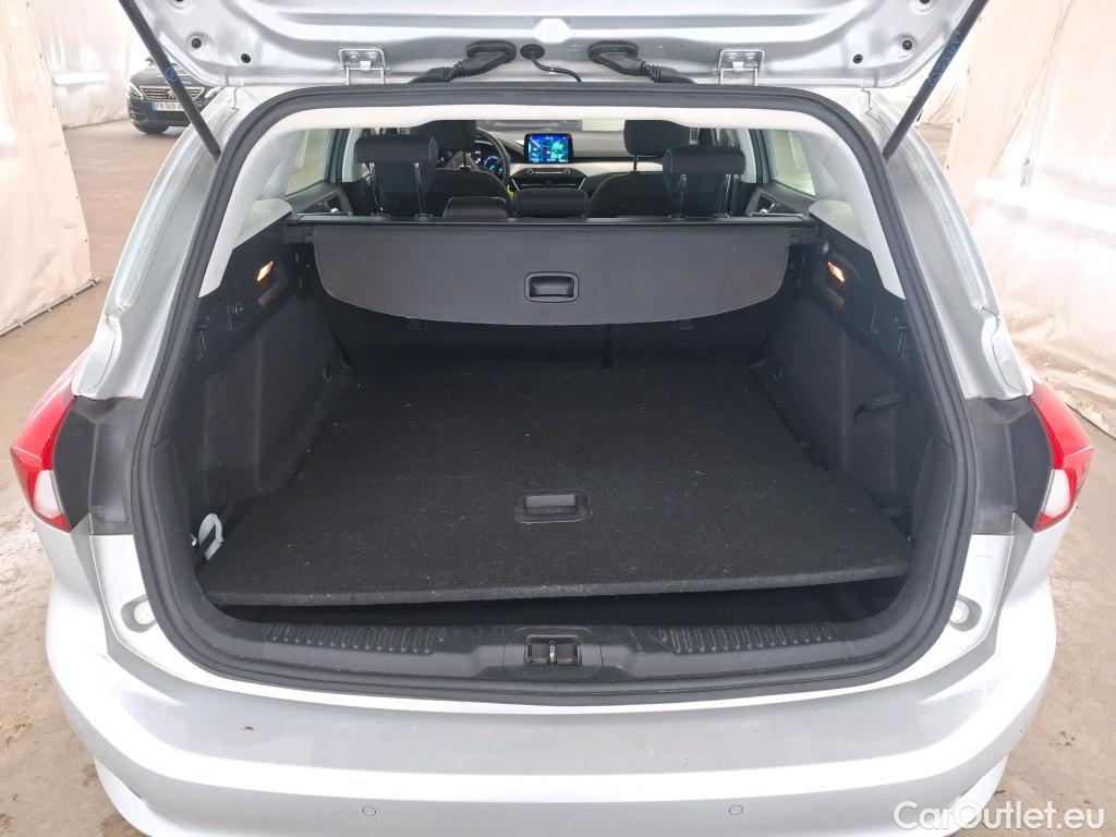 Ford  Focus  SW / 2018 / 5P / Break SW - 1.5 EcoBlue 120 Trend Business #10