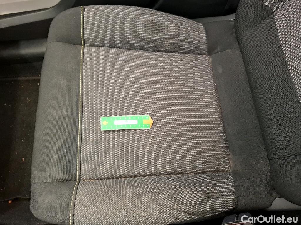 Citroen  C3 CITROEN  / 2016 / 5P / Berline PureTech 110 S&S BVM Feel #12