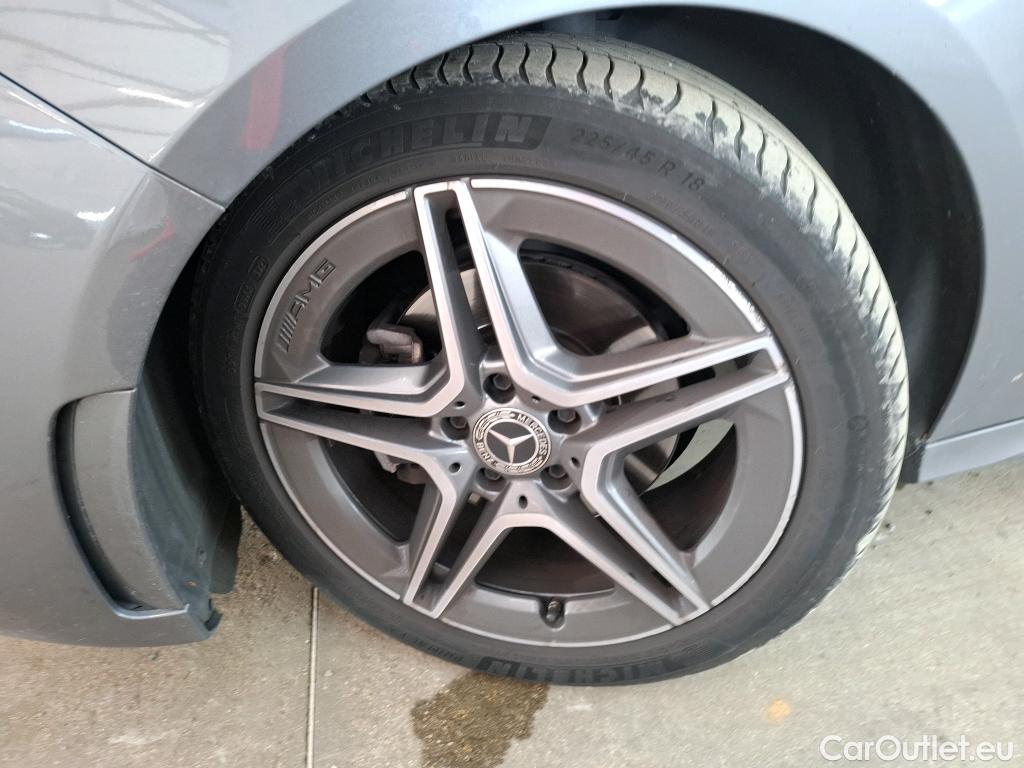 Mercedes  B-Klasse MERCEDES-BENZ Classe B / 2019 / 5P / monospace B 200 d AMG Line Edition BA8 #29