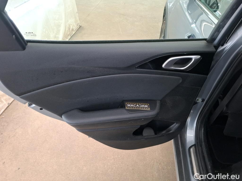 KIA  XCeed  Plug-in Hybrid Active 1.6 140CV BVA6 E6d #24