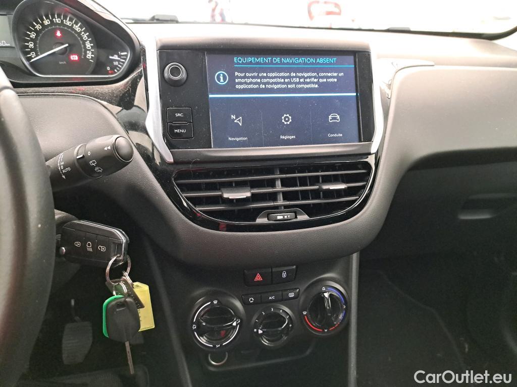 Peugeot  208  Signature 1.2 PureTech 80CV BVM5 E6dT #7