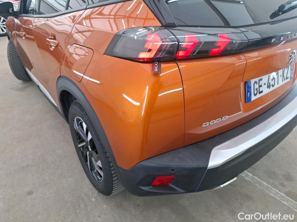 Peugeot  2008  Allure 1.2 PureTech 130CV BVA8 E6d #27