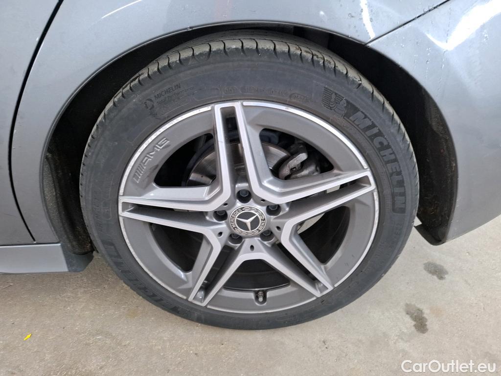Mercedes  B-Klasse MERCEDES-BENZ Classe B / 2019 / 5P / monospace B 200 d AMG Line Edition BA8 #34