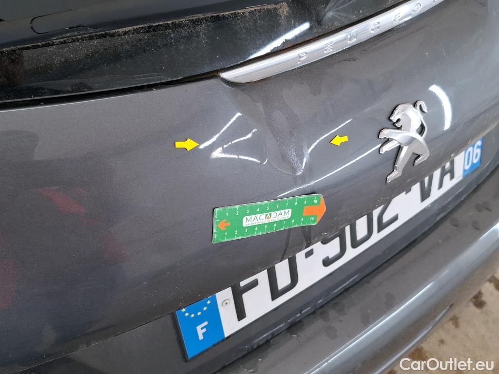 Peugeot  208  Allure Business 1.2 PureTech 110CV BVM6 E6dT #2