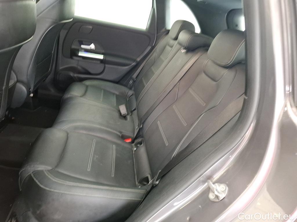 Mercedes  B-Klasse MERCEDES-BENZ Classe B / 2019 / 5P / monospace B 200 d AMG Line Edition BA8 #9