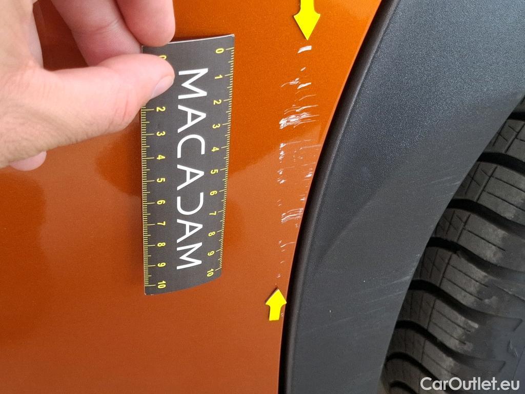 Peugeot  2008  Allure 1.2 PureTech 130CV BVA8 E6d #7