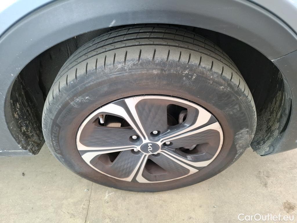 KIA  XCeed  Plug-in Hybrid Active 1.6 140CV BVA6 E6d #68