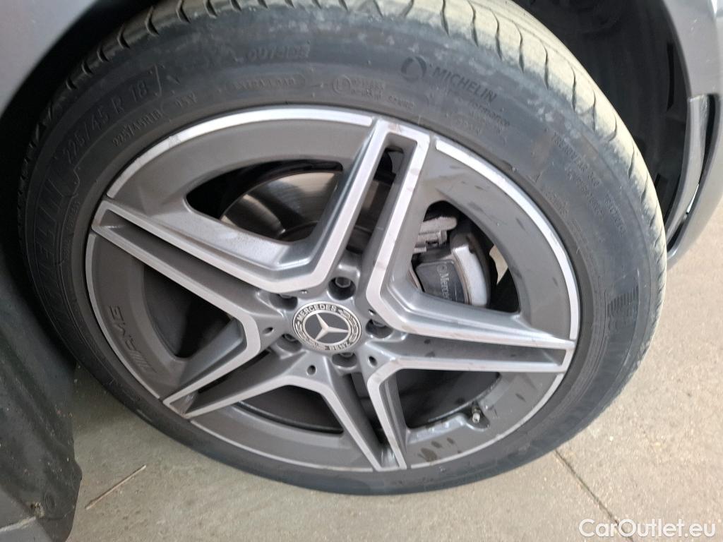 Mercedes  B-Klasse MERCEDES-BENZ Classe B / 2019 / 5P / monospace B 200 d AMG Line Edition BA8 #39
