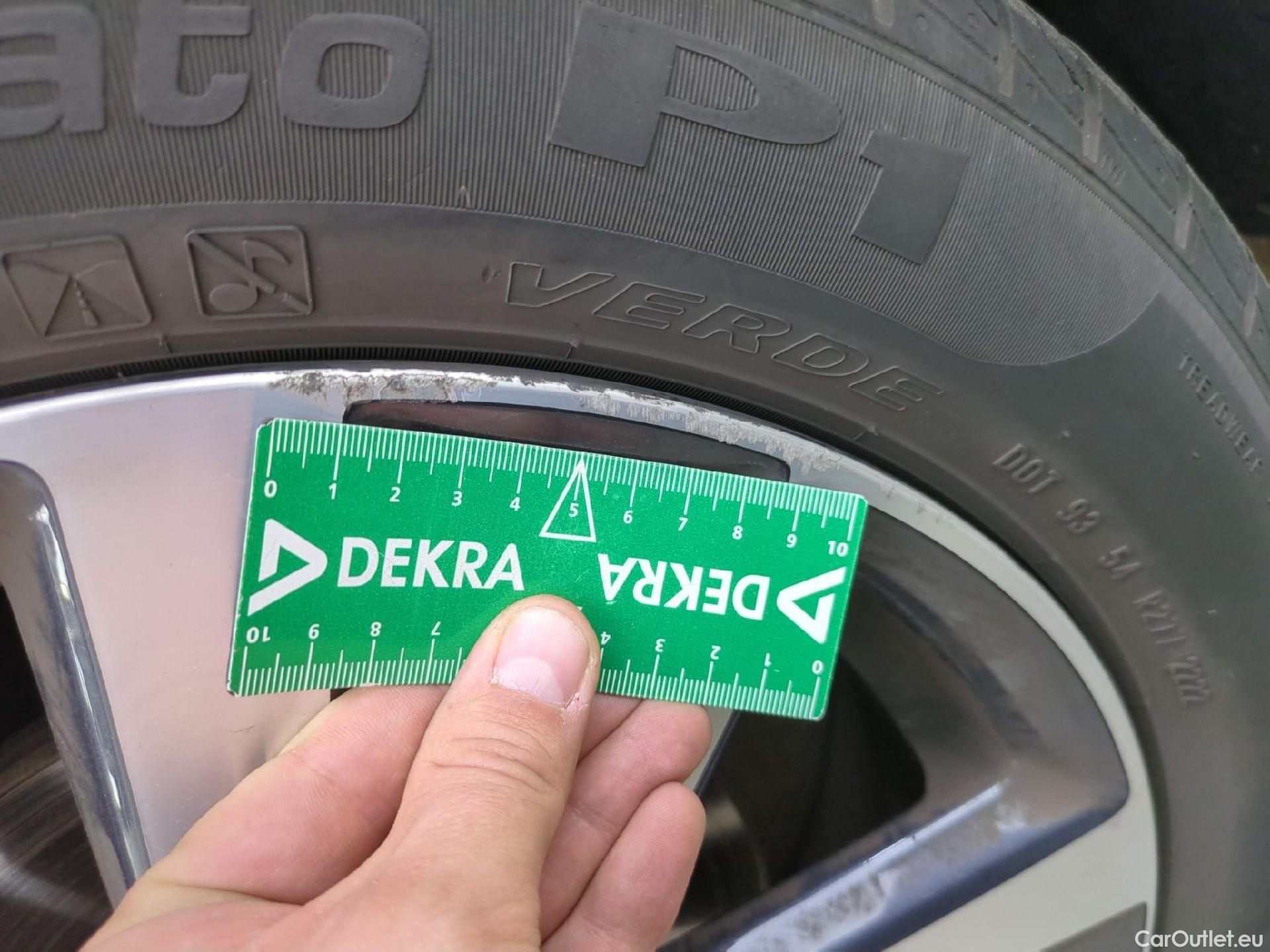 Nissan  Micra NISSAN  5p Berline IG-T 90 N-Connecta #6