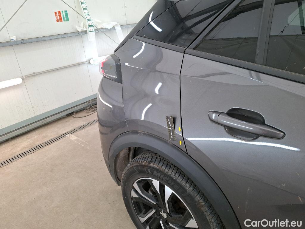  Peugeot  2008  Allure Business 1.5 HDi 130CV BVA8 E6d #48